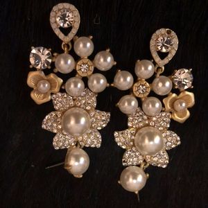Spartina 449 Pearl and Diamond Flower Earrings